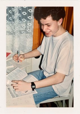 BUBO - 1995 - história - Tomáš Hušek píše jeden z prvých minútových itinerárov BUBO ciest.