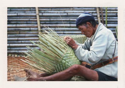 BUBO - 2006 - história - 7 sestier je exotická oblasť na severovýchode Indie. Domorodci nie sú Indoeurópskeho pôvodu ale tibetsko-barmského. Snažíme sa odkryť čo najviac.