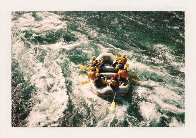 BUBO - 2000 - história - Herec Arnold Schwarzenegger je dnes vo vrcholnej forme. Táto perej sa nazýva Terminátor podľa jeho filmu.