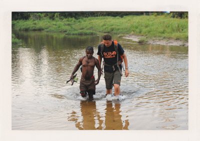 BUBO - 2009 - história - Jedna z našich najťažších expedícii. Prechod s Pygmejmi z obávanej Stredoafrickej republiky do Konga. Žiaden Slovák ani Čech to neprešiel pred nami a ani po nás. Tieto cesty to je iná liga.
