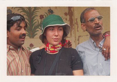 BUBO - 2003 - história - Slovensko je xenofóbne, no my sa cítime v cudzine ako doma. Takí proste sme - mladí, vzdelaní a otvorení.