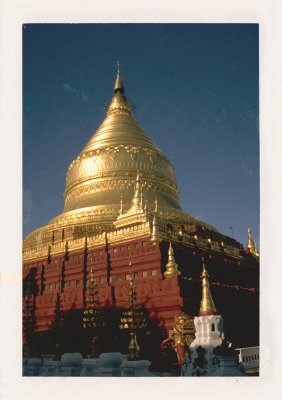 BUBO - 1997 - história - Zlaté chrámy a v našom srdci nadšenie a úžas.