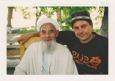 BUBO - 2005 - história - Buchara. Akokeby sme na lietajúcom koberci preleteli do dôb Šeherezády či Nasreddina Hodžu.