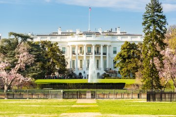 Východom USA a luxusný Karibik (Kajmanské ostrovy)