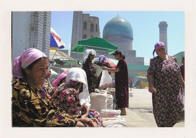 BUBO - 2005 - história - Samarkand nám vyrazil doch. Naozaj skvelé mesto, kde po hlavnom námestí chodíme samy, žiadny turisti a neuveriteľne zachované pamiatky.