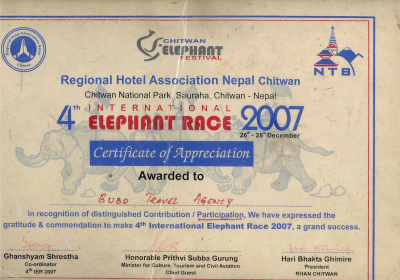 BUBO - 2007 - história - BUBO má v Nepále svojho slona a ten sa zúčastňuje pretekov. Vedeli ste o tom? Robíme všeličo, haha.