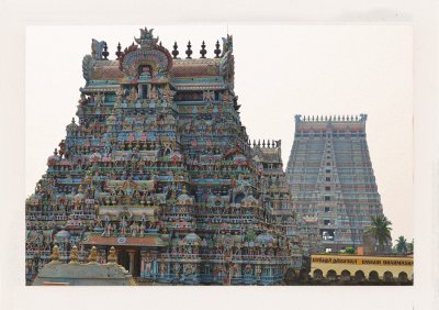 BUBO - 2011 - história - Bangur Dharmashala v meste Rameswaram v Tamil Nadu v zátoke Mannar  na juhu Indie. Jožo Zelizňák prechádza touto oblasťou a buduje nový zájazd - Južná India, ktorý je dnes dotiahnutý do detailov.