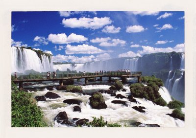 BUBO - 1999 - história - Vodopády Iguazu vyrazia aj dnes dych každému cestovateľovi. V dobe bez internetu sme spadli na zadok. Nádhera! Svet je tak fascinujúci.