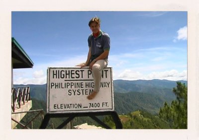 BUBO - 1998 - história - Mladý Luboš Fellner na Filipínach