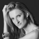 Adela Vinczeová
