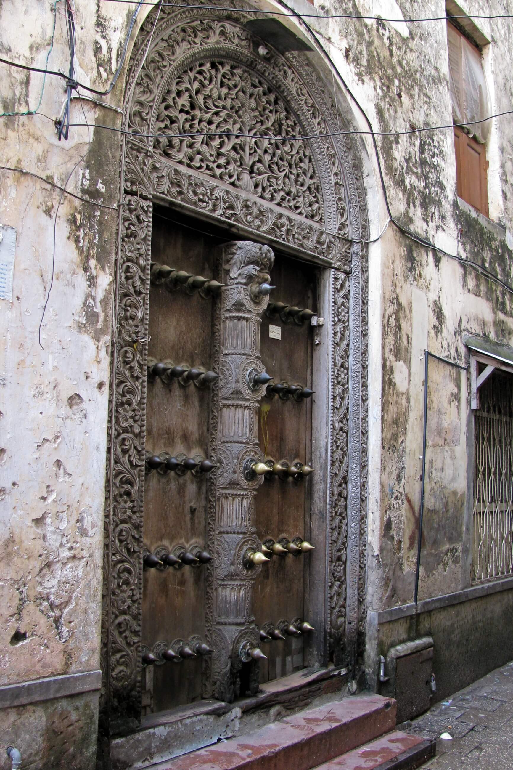 https://bubo.sk/uploads/galleries/16285/martin_karnis_stone_town_door_zanzibar.jpg