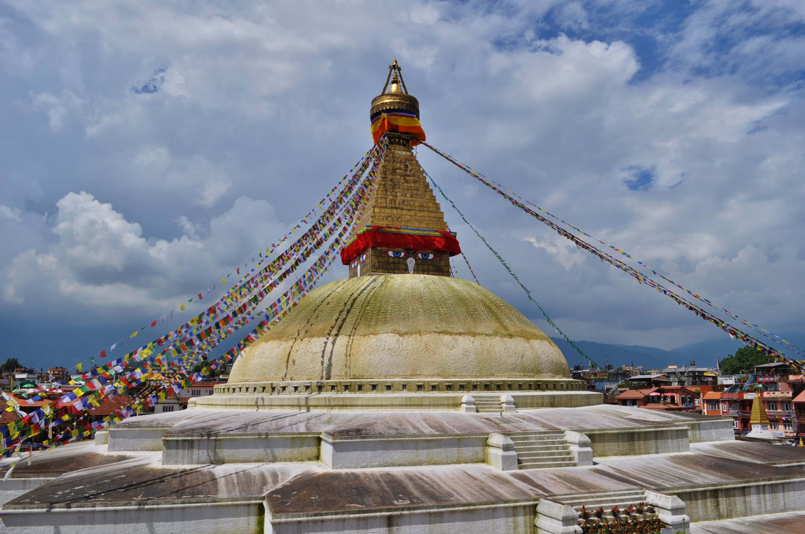 https://bubo.sk/uploads/galleries/4916/nepal-kathmandu-miro-letasi-maca-fitkova-.jpg